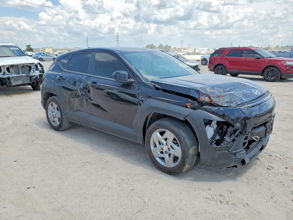 2025 HYUNDAI KONA SE SE 4