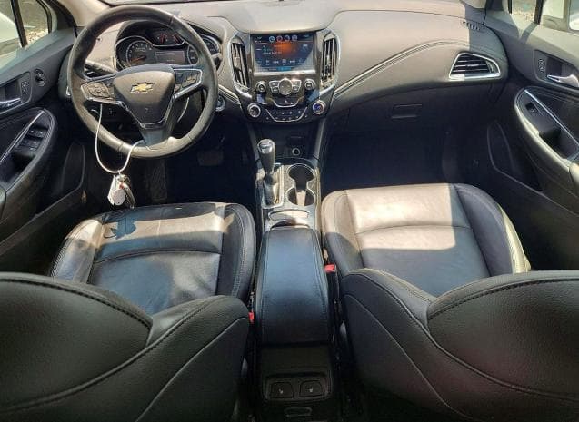 2018 CHEVROLET CRUZE PREMIER 8