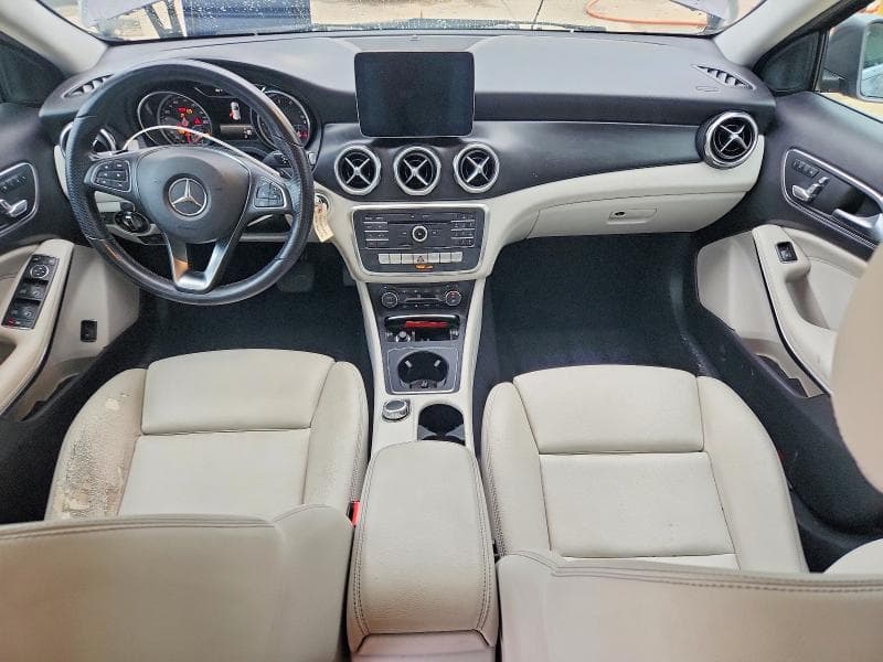 2019 MERCEDES-BENZ GLA 250 8