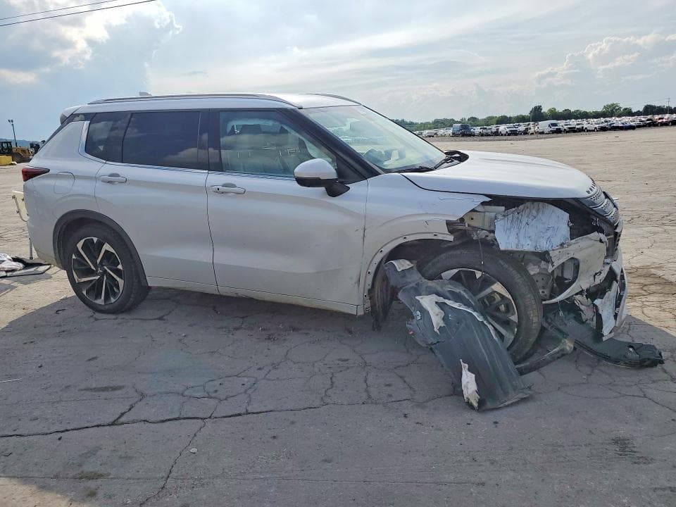 2024 MITSUBISHI OUTLANDER SEL 4