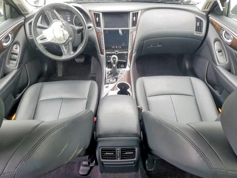 2018 INFINITI Q50 2.0T LUXE 8