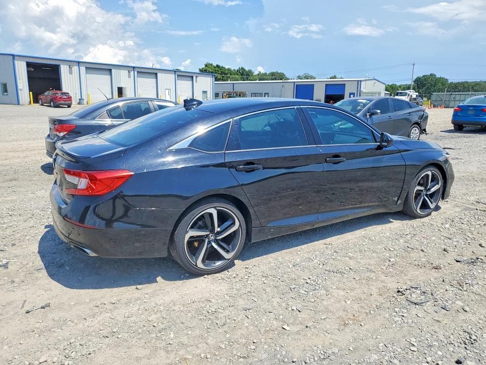 2018 HONDA ACCORD SPORT 3