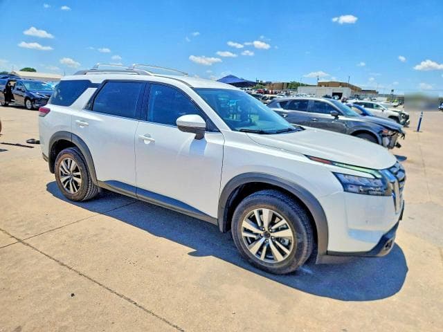 2025 NISSAN PATHFINDER SL 4