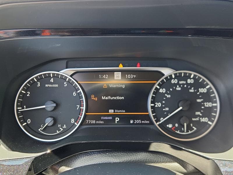 2025 NISSAN PATHFINDER SL 9