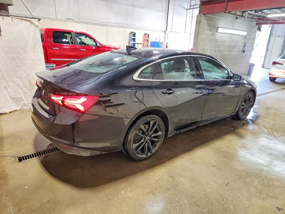 2021 CHEVROLET MALIBU LT 3