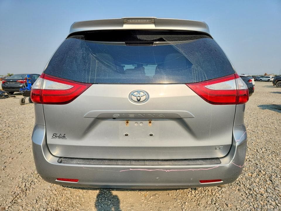2019 TOYOTA SIENNA LE LE 6