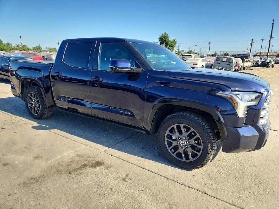 2023 TOYOTA TUNDRA PLATINUM PLATINUM 4