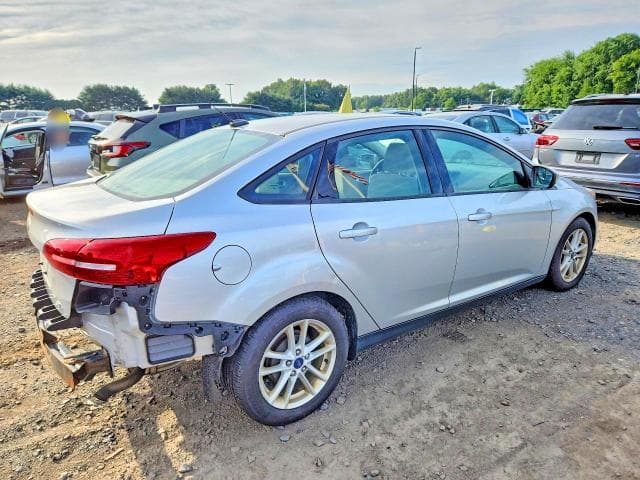 2018 FORD FOCUS SE 3
