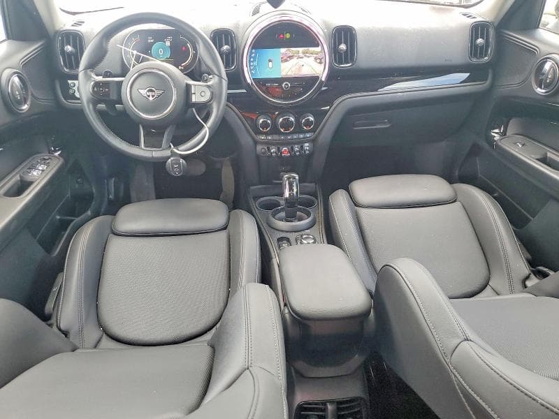 2024 MINI COOPER 8