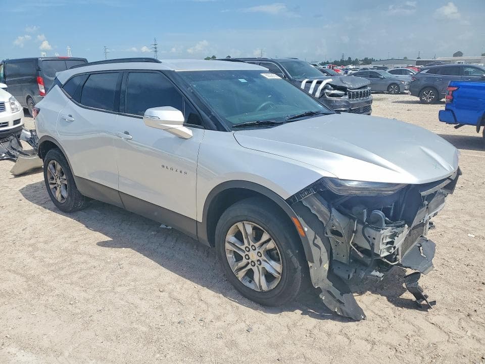 2021 CHEVROLET BLAZER 2LT 4