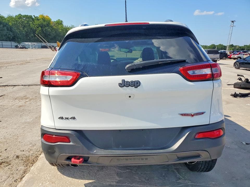 2017 JEEP CHEROKEE TRAILHAWK 6