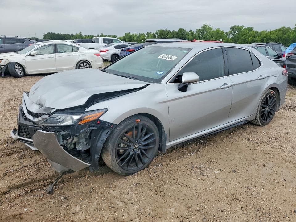 2022 TOYOTA CAMRY XSE - 1