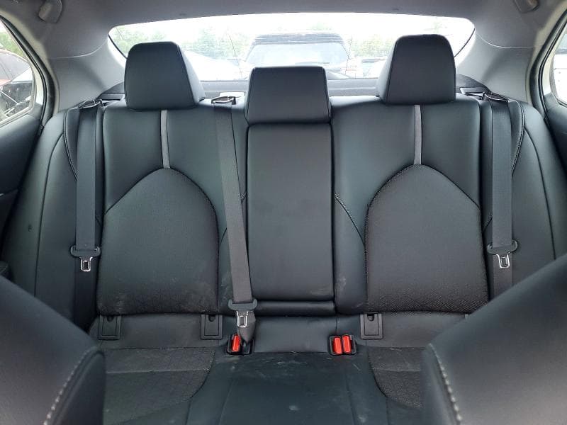 2022 TOYOTA CAMRY XSE 10