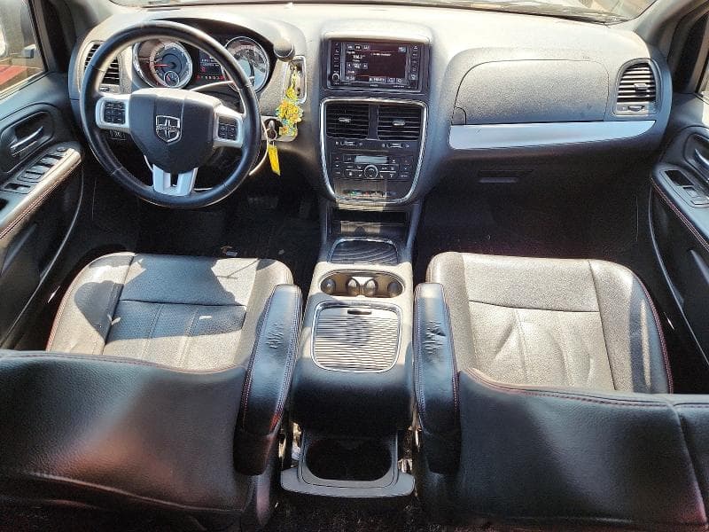 2017 DODGE GRAND CARAVAN GT GT 8