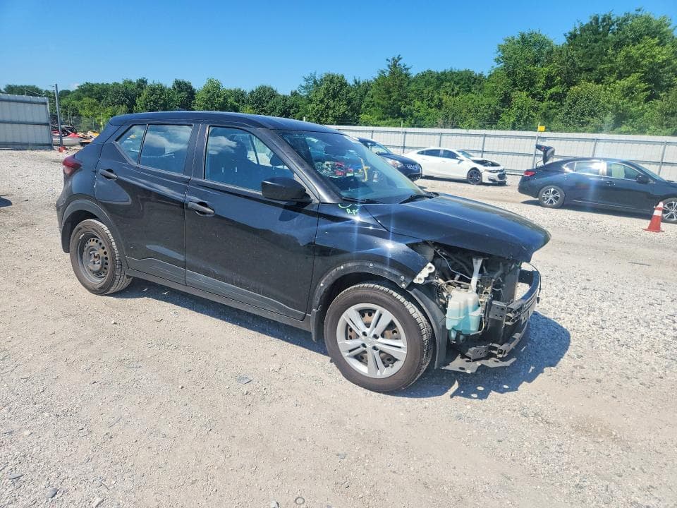 2022 NISSAN KICKS S S 4