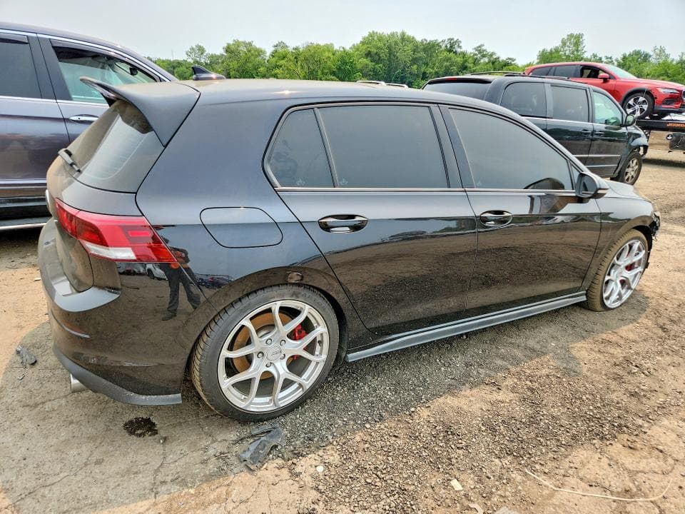 2022 VOLKSWAGEN GTI SE 3
