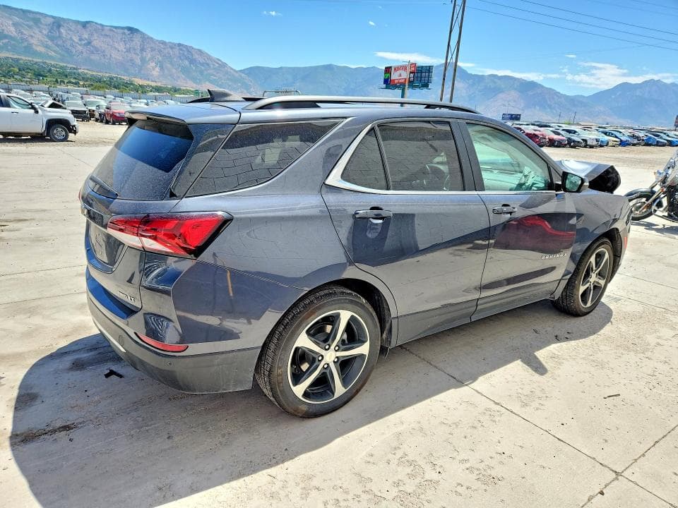 2022 CHEVROLET EQUINOX LT LT 3