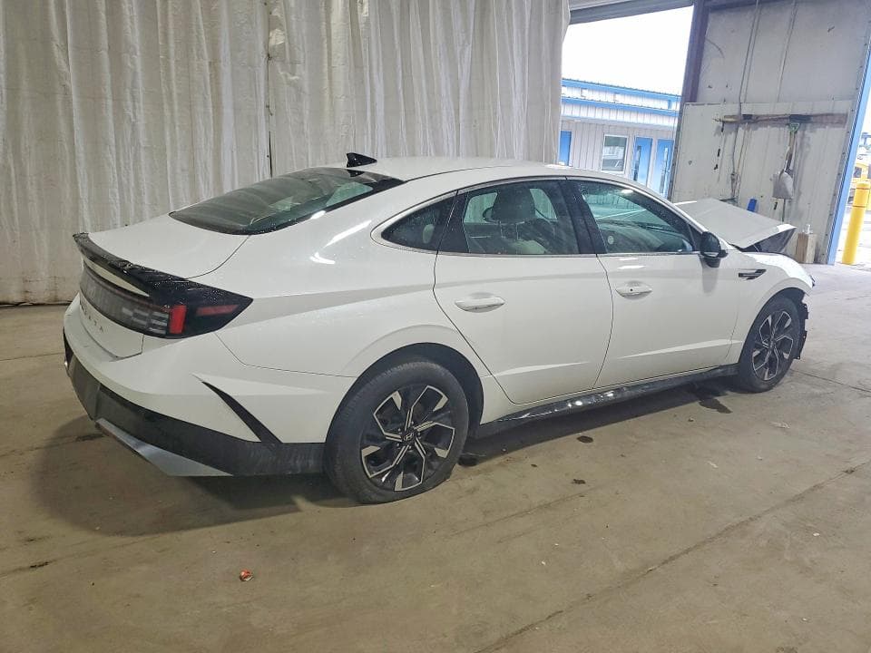 2025 HYUNDAI SONATA SEL 3