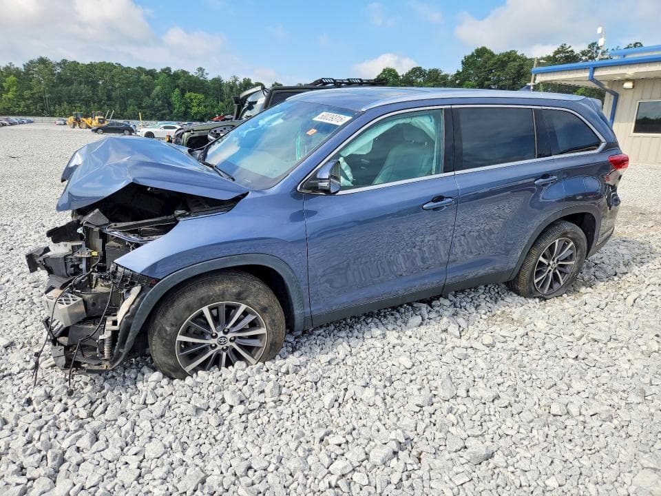 2019 TOYOTA HIGHLANDER XLE - 1