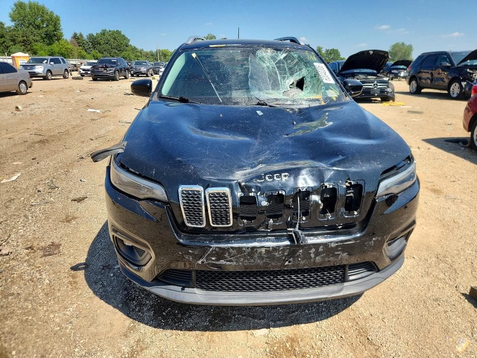 2019 JEEP CHEROKEE LATITUDE 5