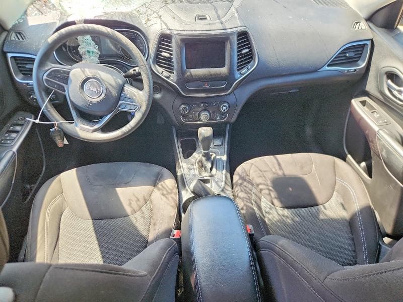 2019 JEEP CHEROKEE LATITUDE 8