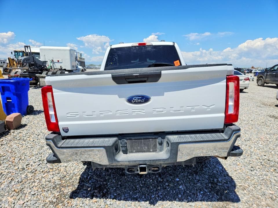 2025 FORD F350 SUPER DUTY 6