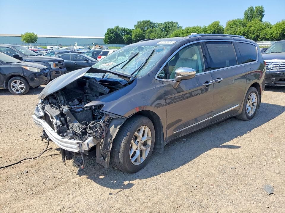 2020 CHRYSLER PACIFICA LIMITED - 1