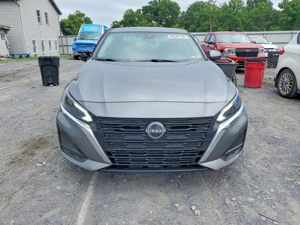 2023 NISSAN ALTIMA SV 5