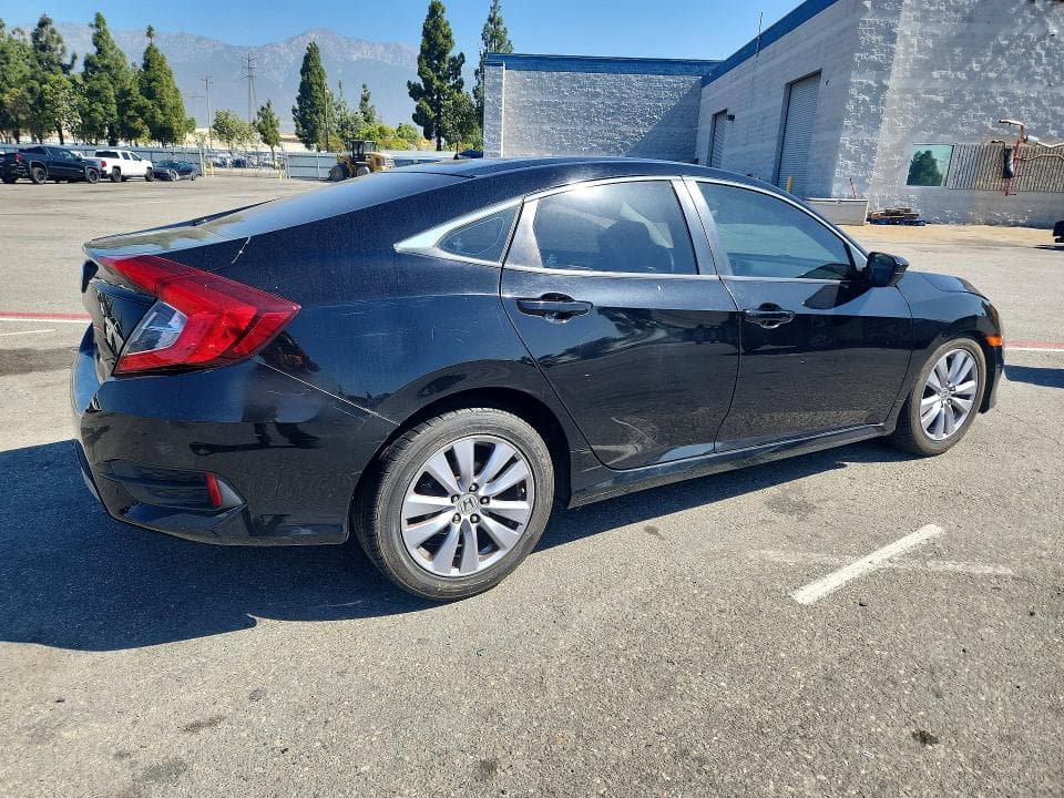 2018 HONDA CIVIC LX 3
