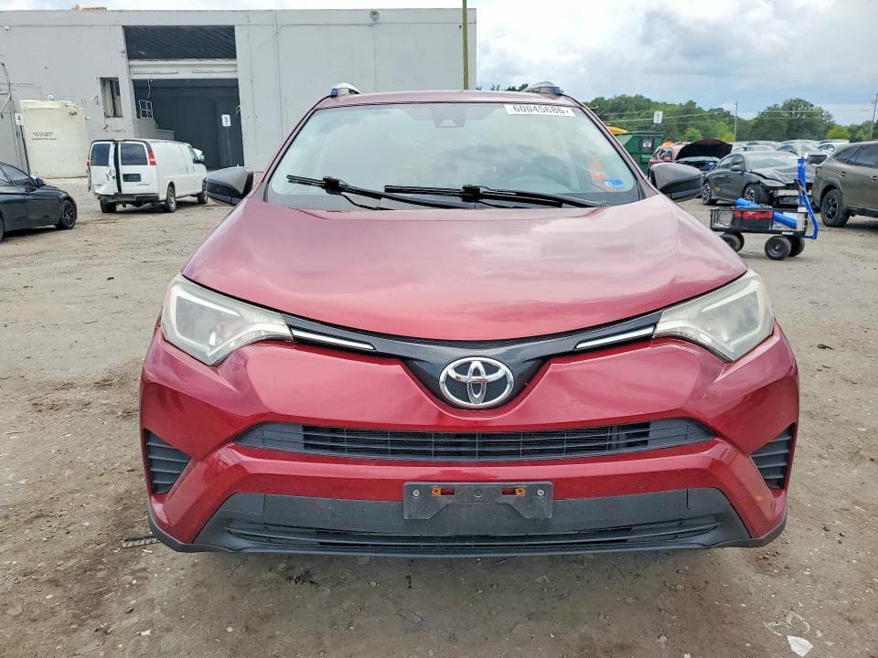 2018 TOYOTA RAV4 LE 5