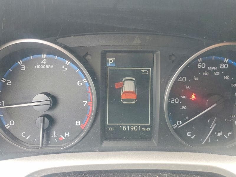 2018 TOYOTA RAV4 LE 9