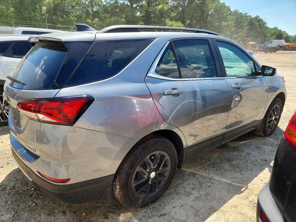 2024 CHEVROLET EQUINOX LT 3