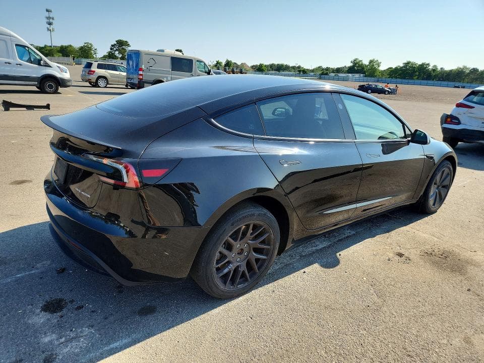 2024 TESLA MODEL 3 3