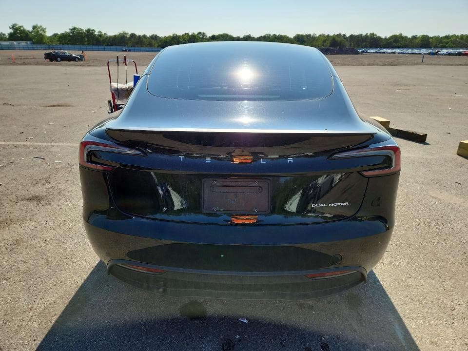 2024 TESLA MODEL 3 6