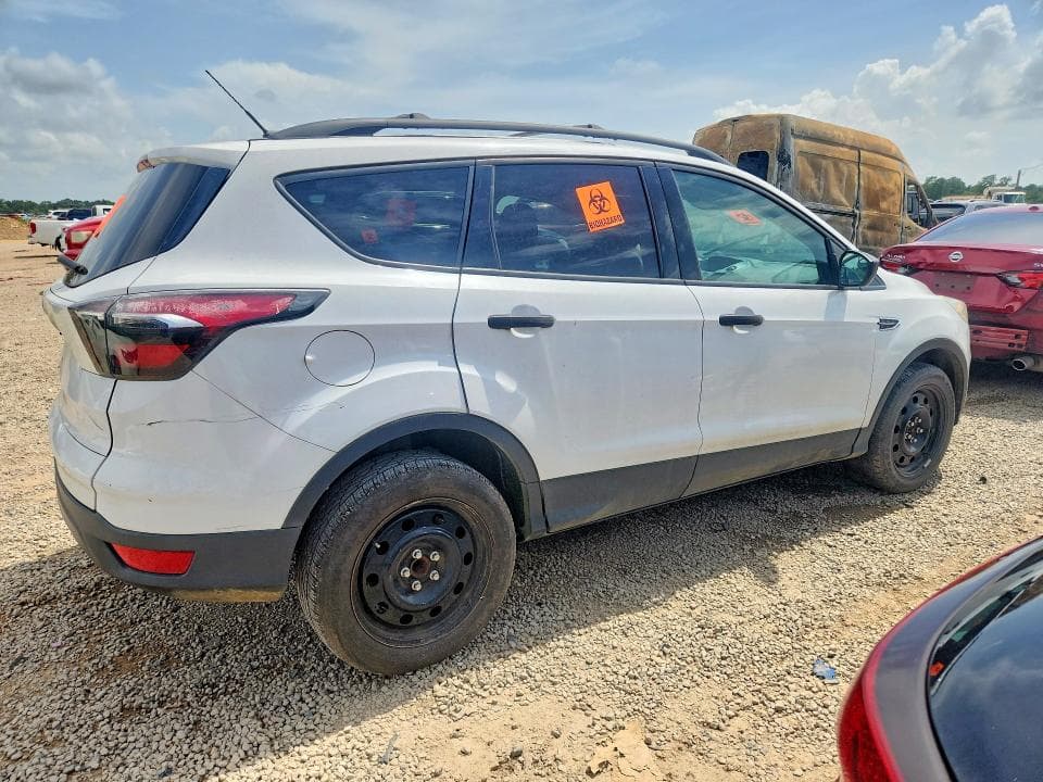 2017 FORD ESCAPE S S 3