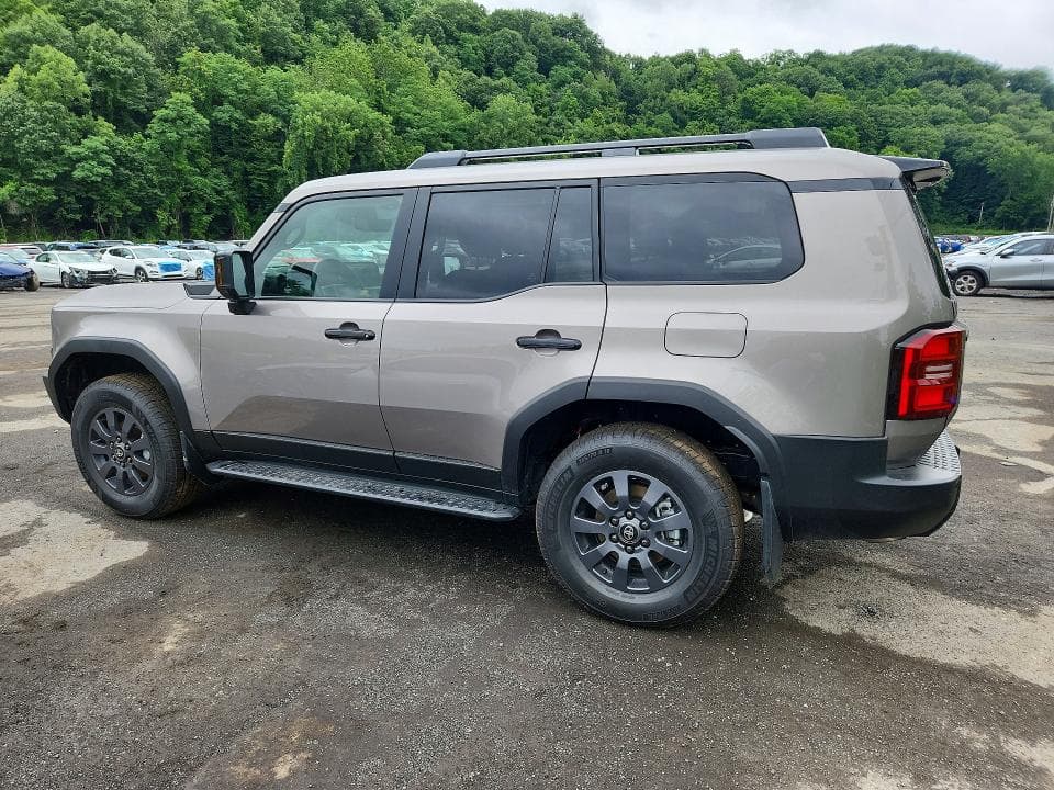 2026 TOYOTA LAND CRUISER BASE 2