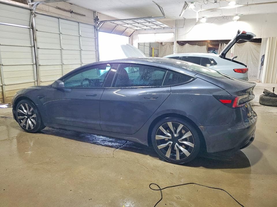 2024 TESLA MODEL 3 2