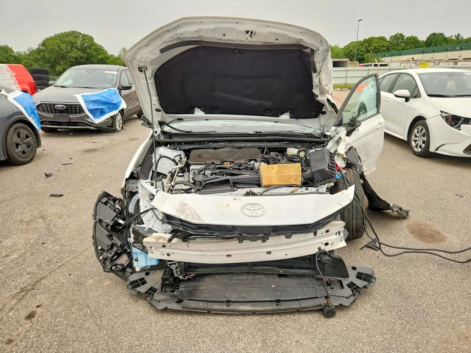 2025 TOYOTA CAMRY LE 5
