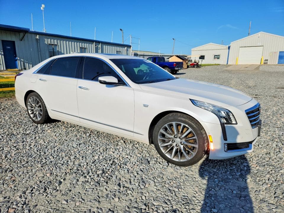 2017 CADILLAC CT6 LUXURY 4