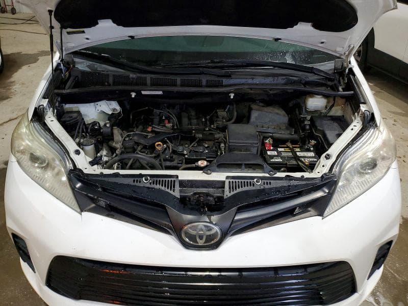 2019 TOYOTA SIENNA L 7-PASSENGER 12