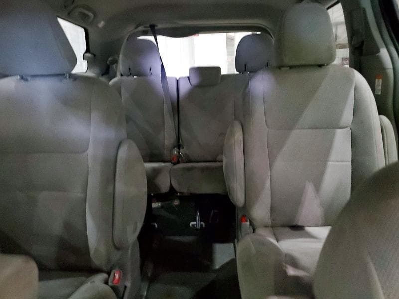 2019 TOYOTA SIENNA L 7-PASSENGER 10