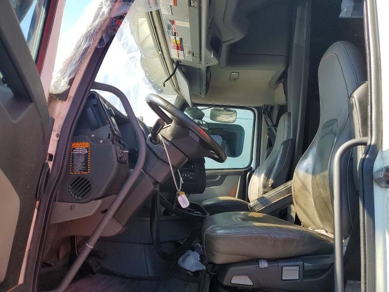 2019 VOLVO VNL SEMI TRUCK 7