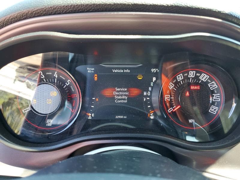 2023 DODGE CHALLENGER R/T 9