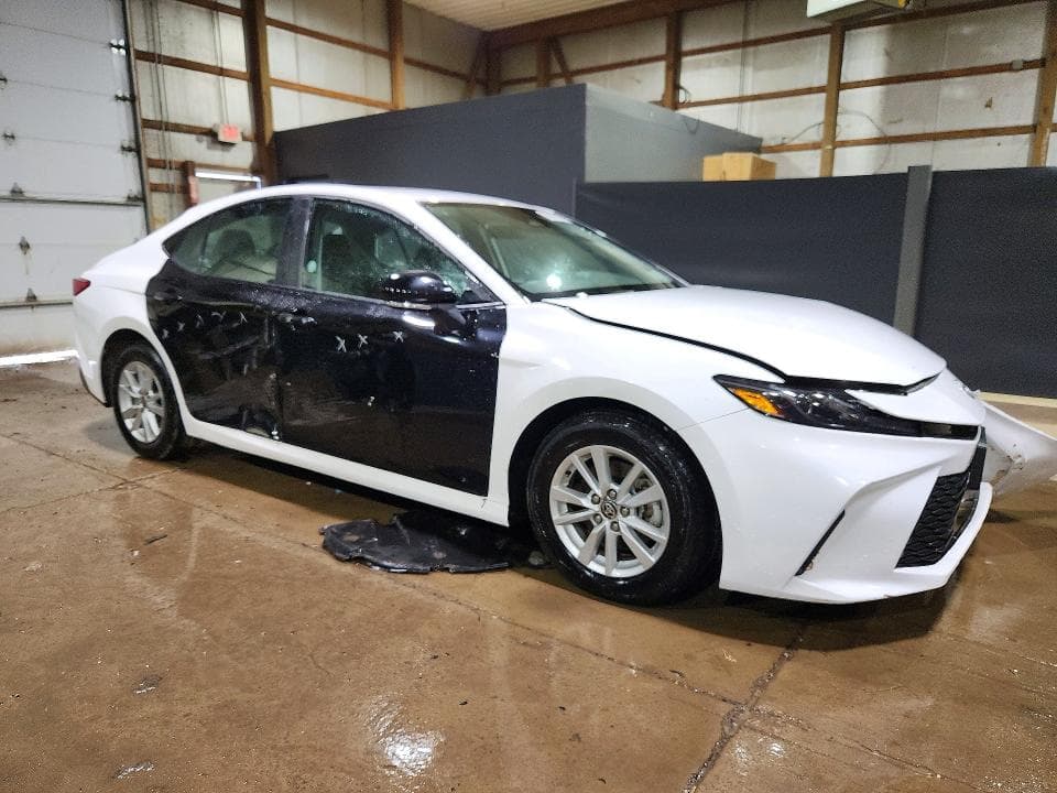 2025 TOYOTA CAMRY LE 4