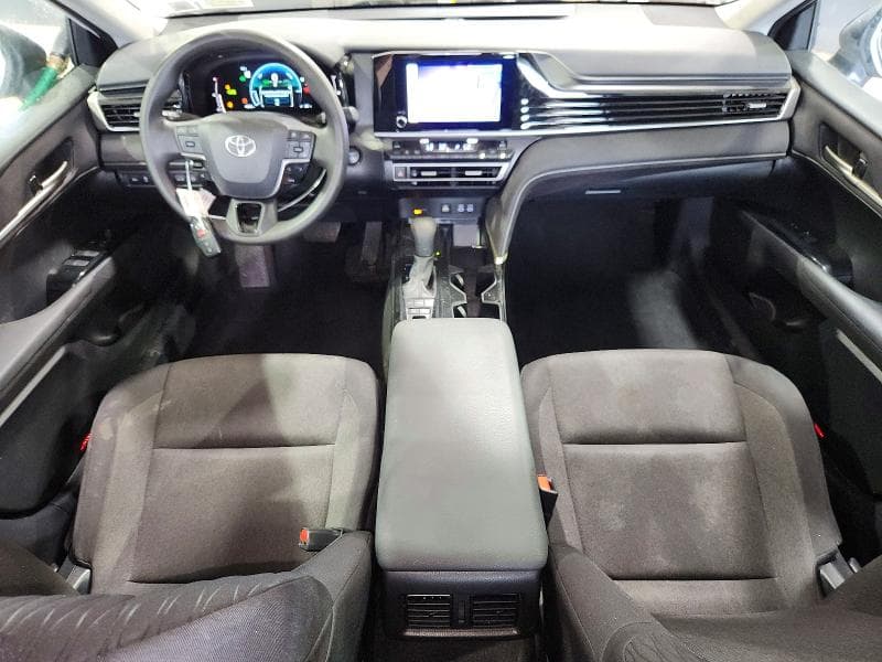 2025 TOYOTA CAMRY LE 8