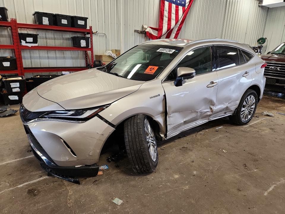 2021 TOYOTA VENZA LIMITED - 1