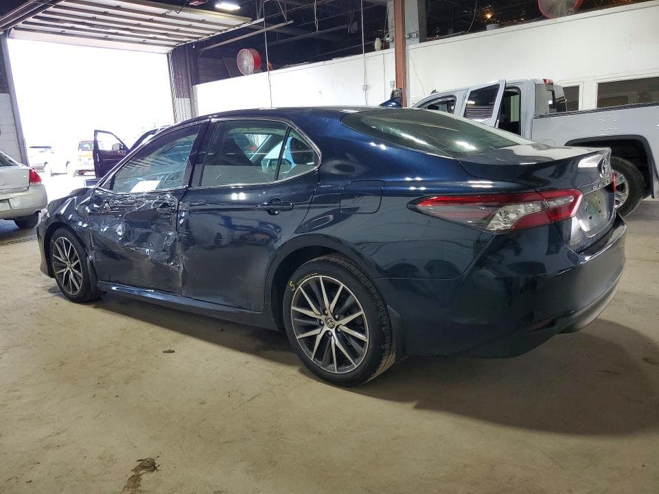 2021 TOYOTA CAMRY XLE XLE 2