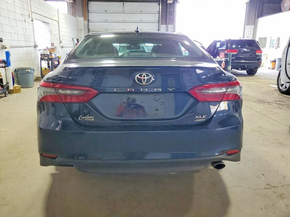 2021 TOYOTA CAMRY XLE XLE 6