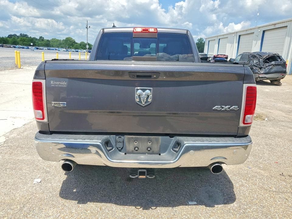 2017 RAM 1500 LARAMIE 6