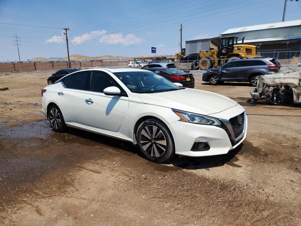 2019 NISSAN ALTIMA SL 4